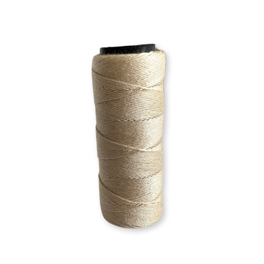 Small Weft Thread